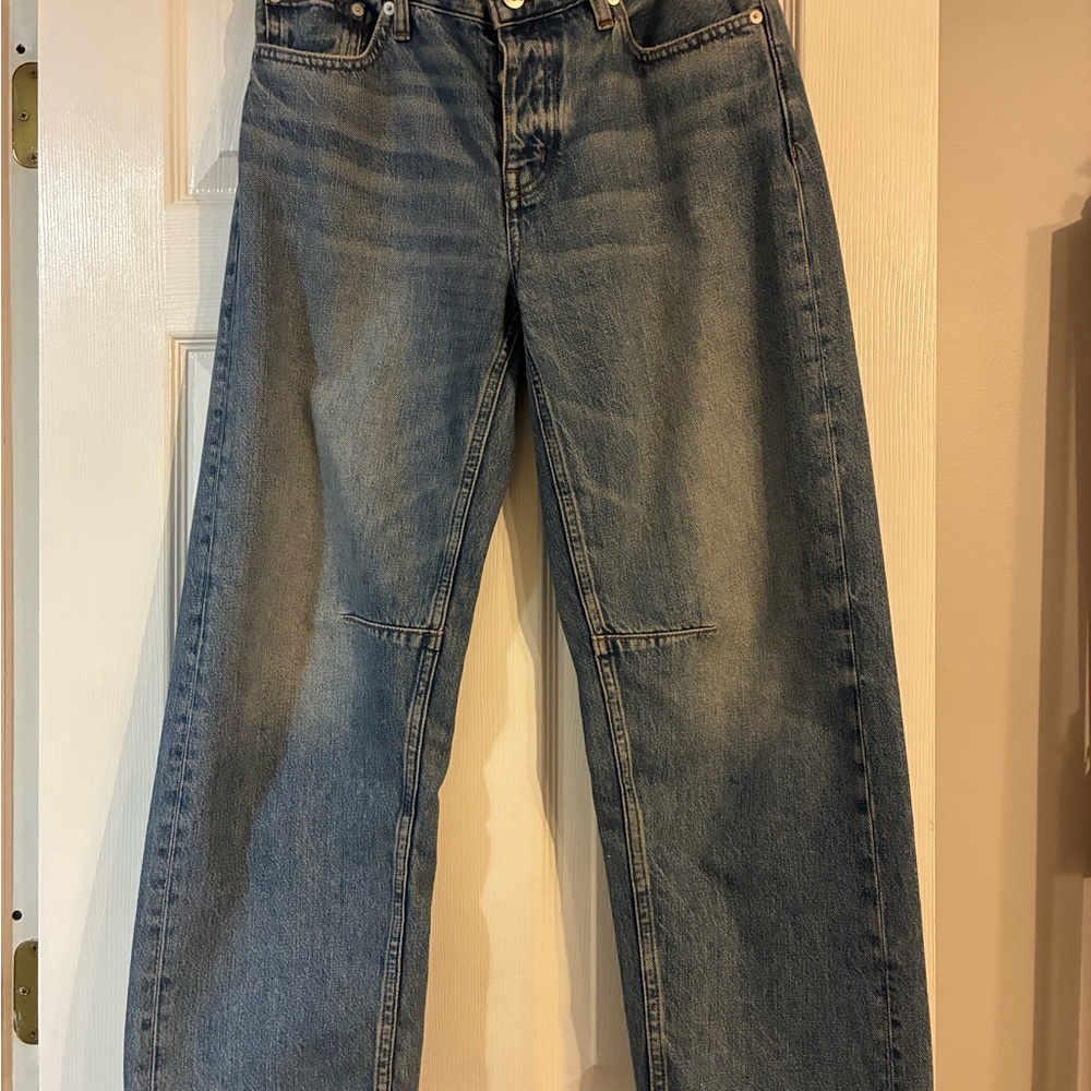 Madewell Women’s darted barrel Jean mid rise